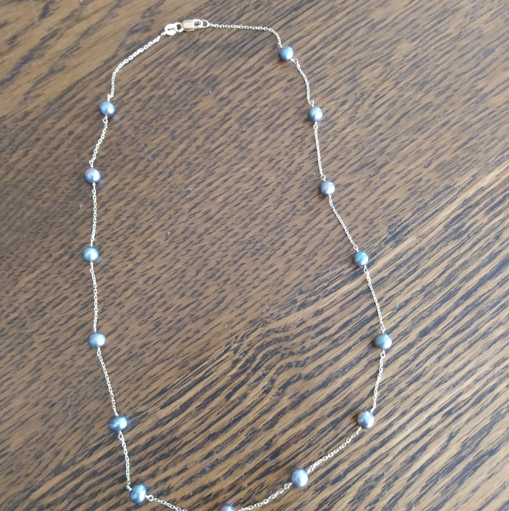 Black mother of pearl Necklace